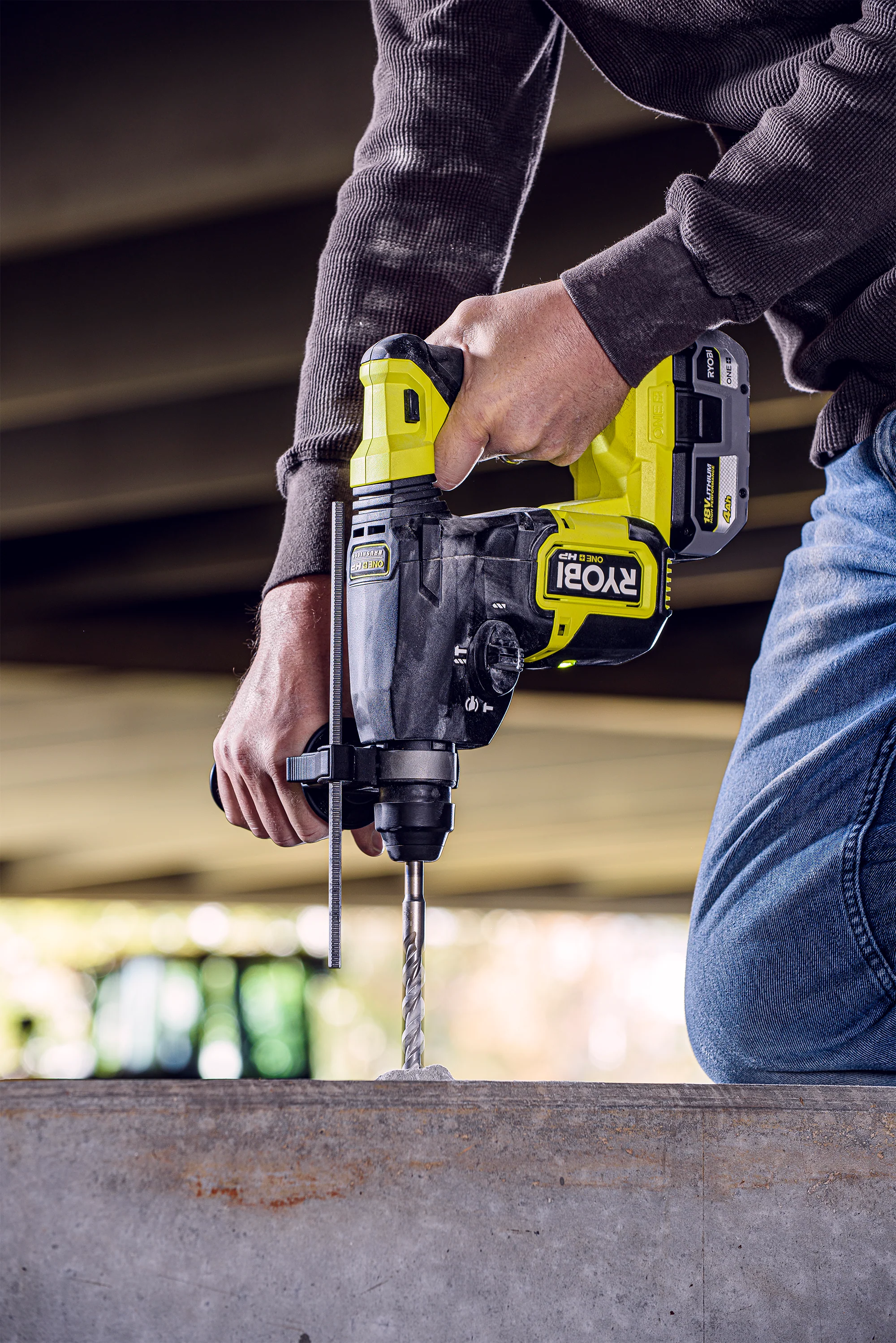 18V ONE+™ SDS-Plus Rotary Hammer Drill - Image 4