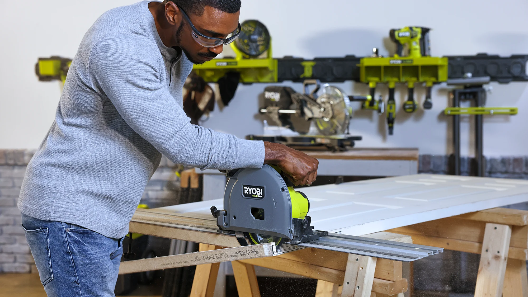 18V ONE+ HP BRUSHLESS 6-1/2" TRACK SAW - Image 6