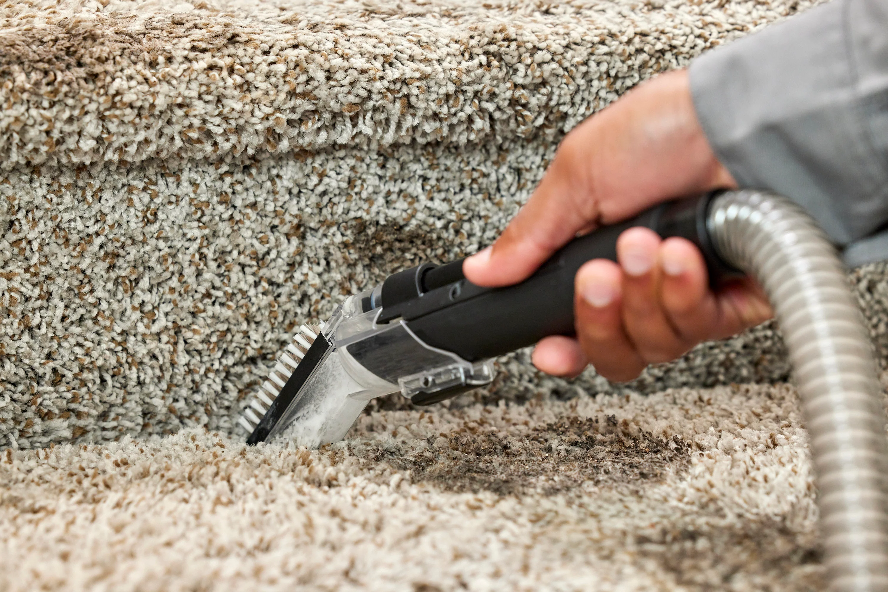SWIFTCLEAN™ MID-SIZE SPOT CLEANER CREVICE TOOL - Image 3